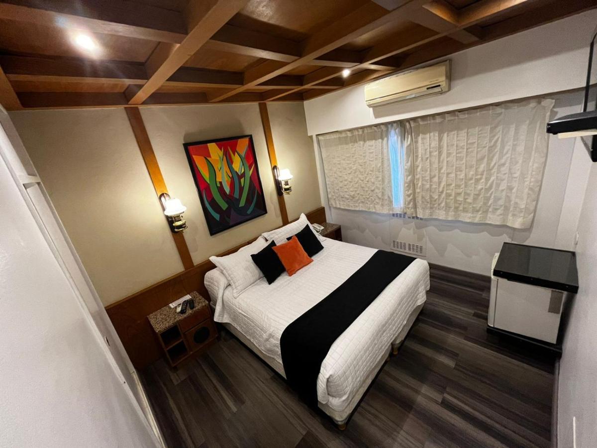 בואנוס איירס Sarmiento Palace Hotel מראה חיצוני תמונה