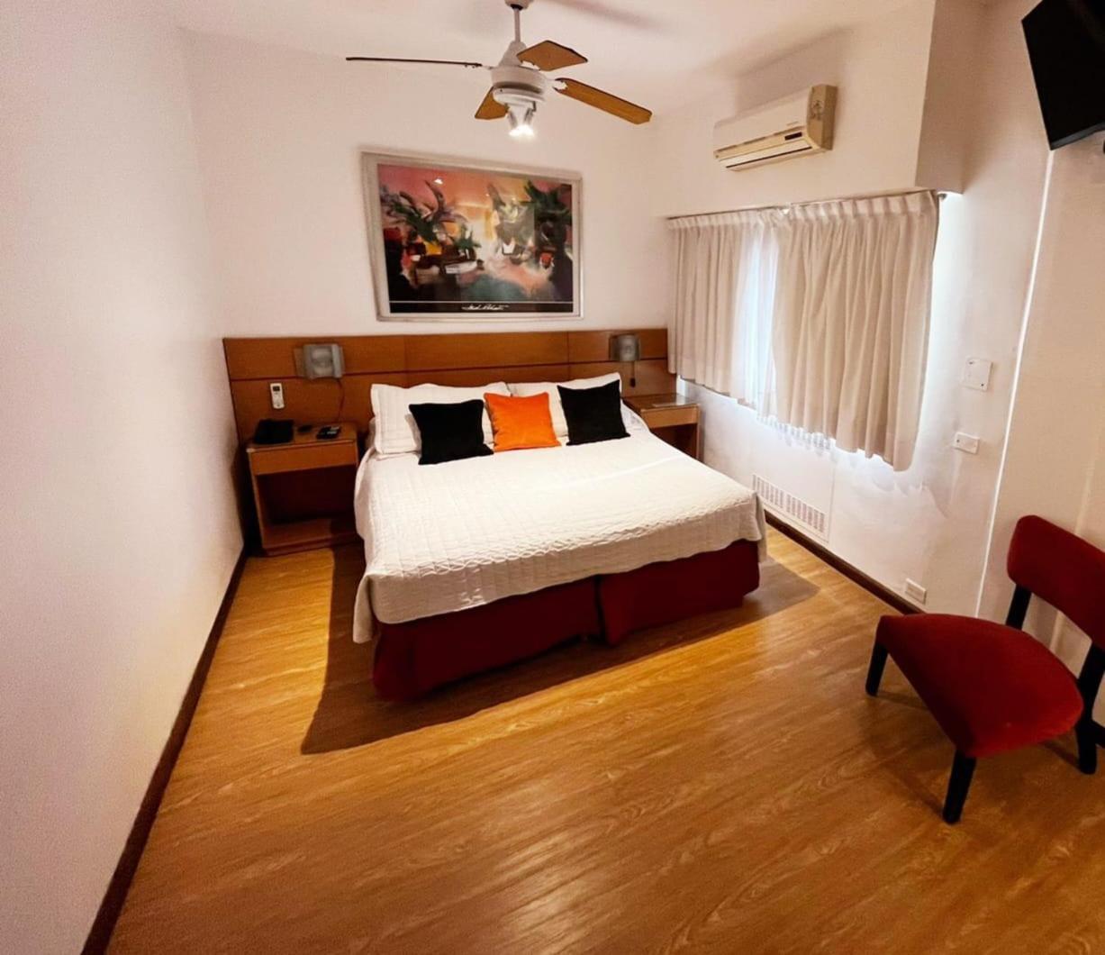 בואנוס איירס Sarmiento Palace Hotel מראה חיצוני תמונה