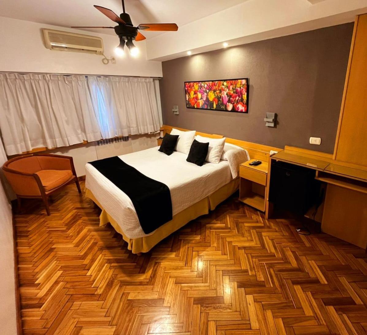 בואנוס איירס Sarmiento Palace Hotel מראה חיצוני תמונה